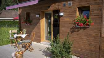 Aussenansicht, Dora, Fiechtehpsli, Eingang