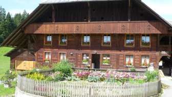 Bio-Bauernhof Bach, Trub, Frontansicht