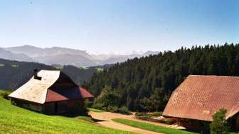 Bio-Bauernhof Bach, Trub, von Oben