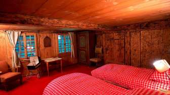 Ferienhaus Chuderhuette in Wyssachen, Rote Betten