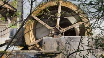 Kulturmuehle_Luetzelflueh_Wasserrad