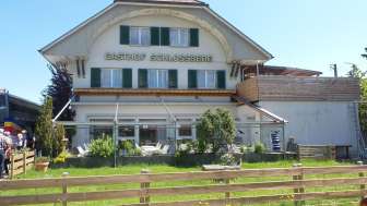 Gasthof Schlossberg Bori, Signau, Aussenansicht, Sommer
