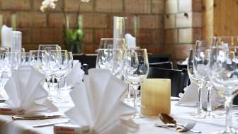 restaurant altes sumpfhaus oberburg tisch