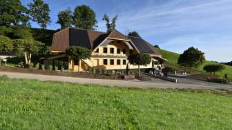 Blue-art Roggegratbad Aussen