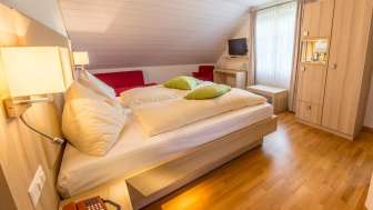 Hirschen Eggiwl, Zimmer